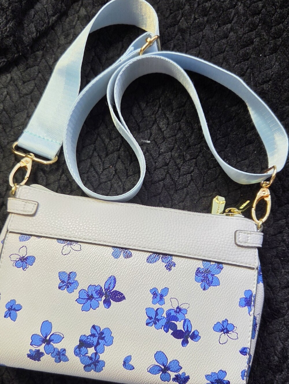 LIZ CLAIBORNE Women's Crossbody/Shoulder Bag EUC